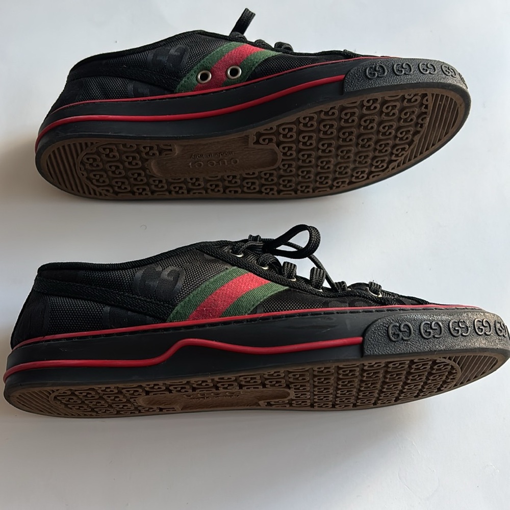 Gucci Sneakers - Picture 4 of 8